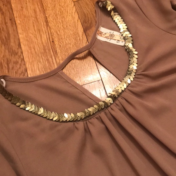 Women shirt - Picture 3 of 5